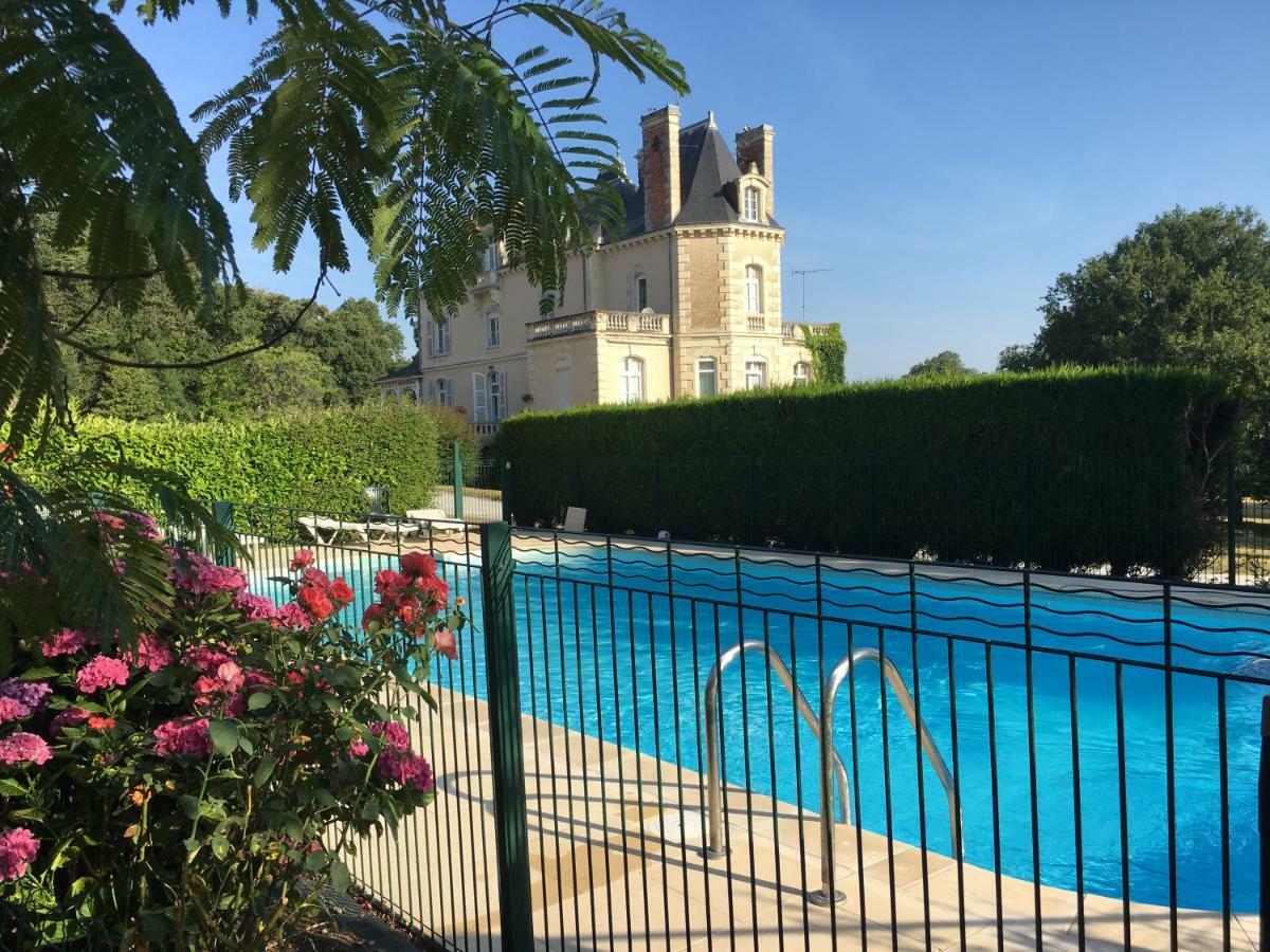 Chateau Vary Jarzé Exterior photo